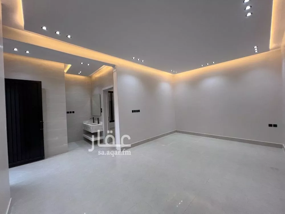 5 bedroom villa in Tuwaiq 10