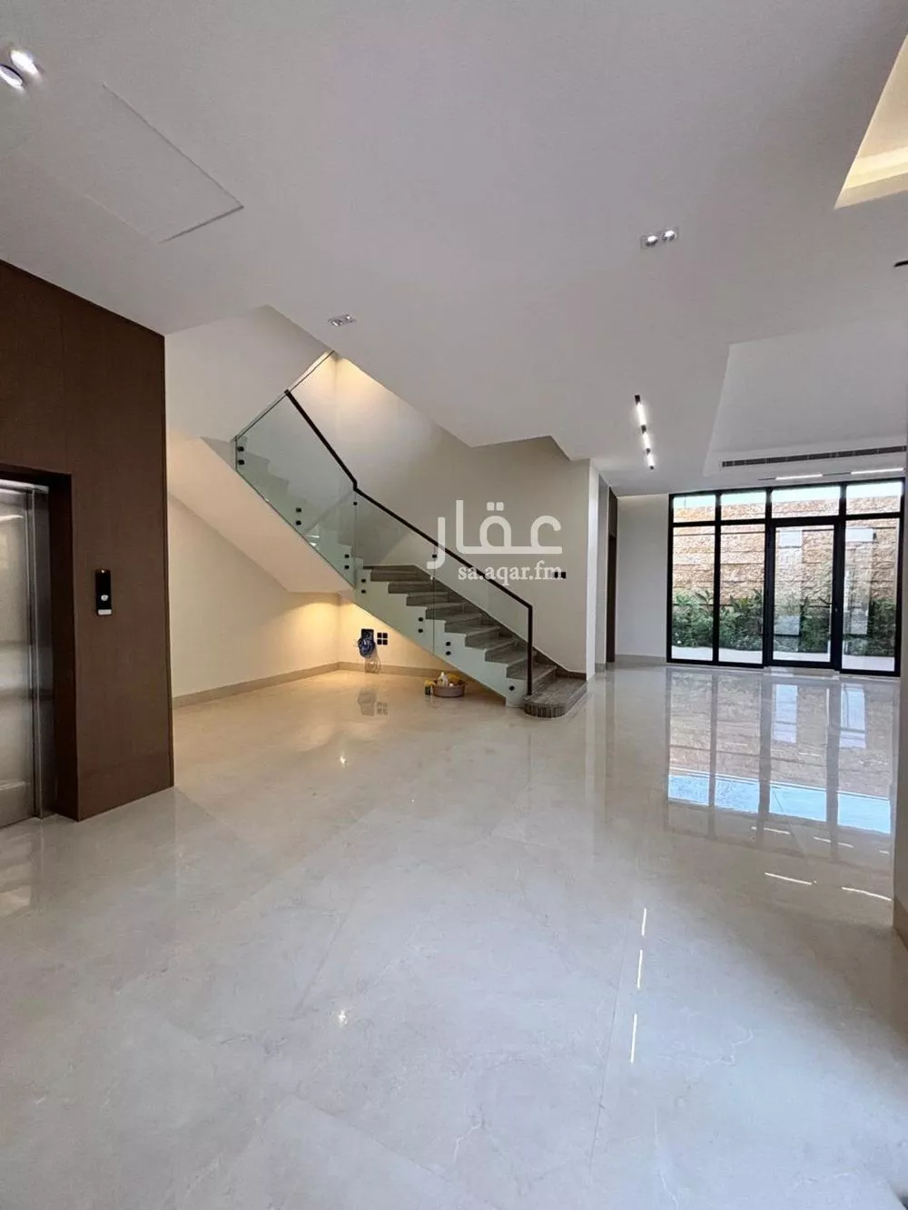6 bedroom villa in Al Mahdiyyah 23