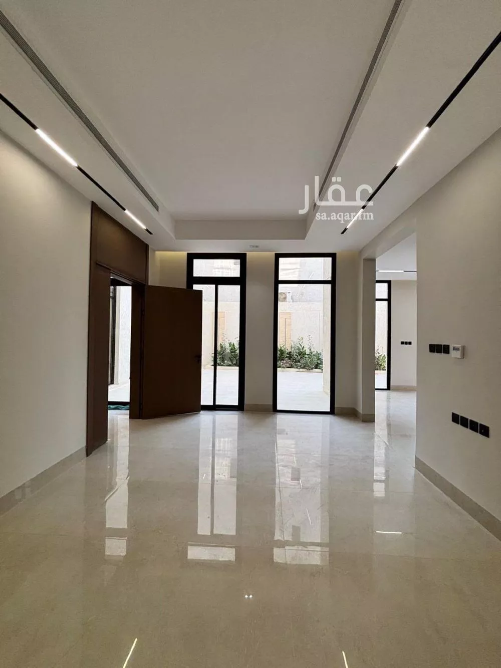 6 bedroom villa in Al Mahdiyyah 24