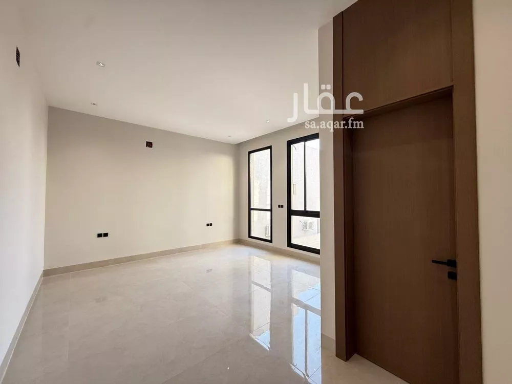 6 bedroom villa in Al Mahdiyyah 9