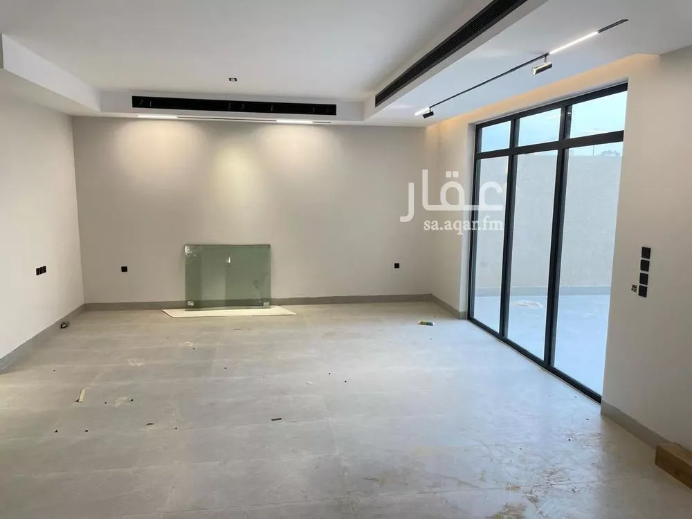 فيلا 7 غرف في المهدية 8