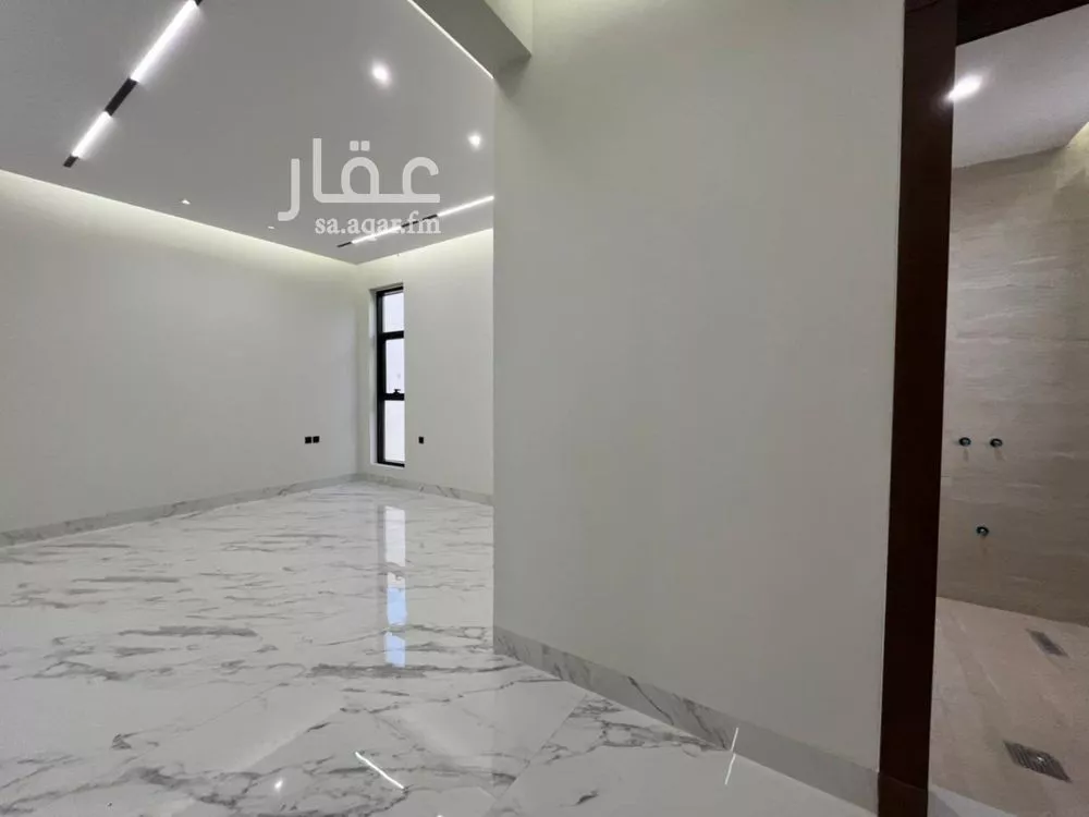 4 bedroom villa in Al Mahdiyyah 23