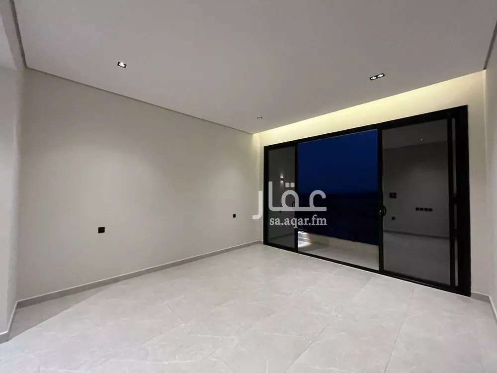4 bedroom villa in Al Mahdiyyah 17