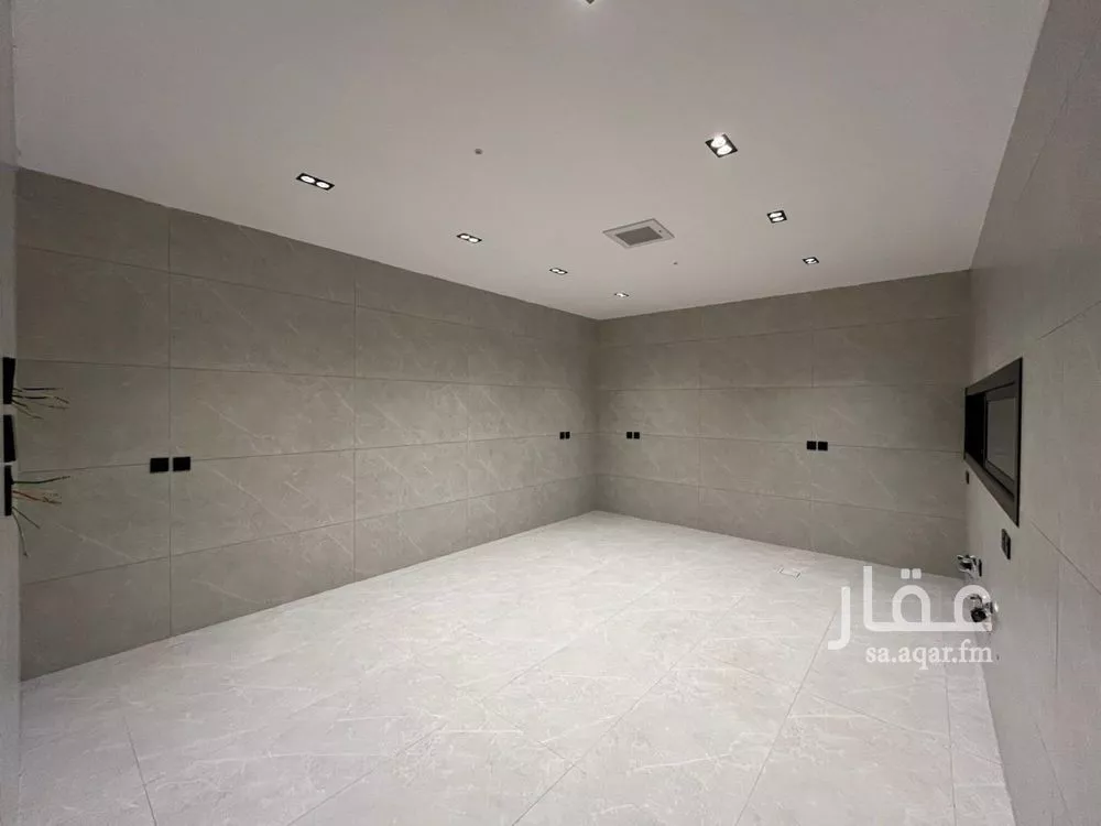 4 bedroom villa in Al Mahdiyyah 18