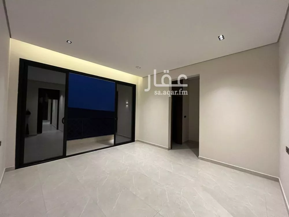 4 bedroom villa in Al Mahdiyyah 20