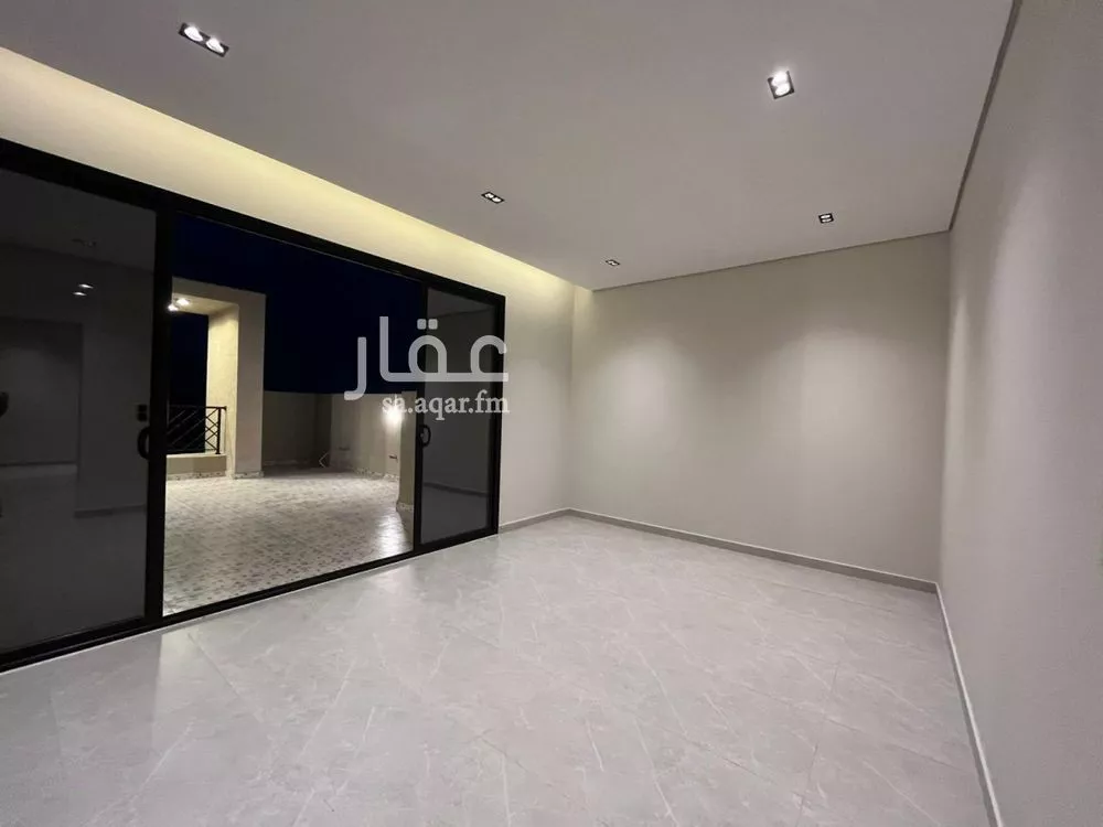 4 bedroom villa in Al Mahdiyyah 26