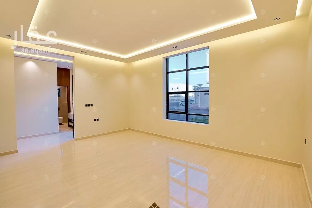 5 bedroom villa in Al Mahdiyyah 7