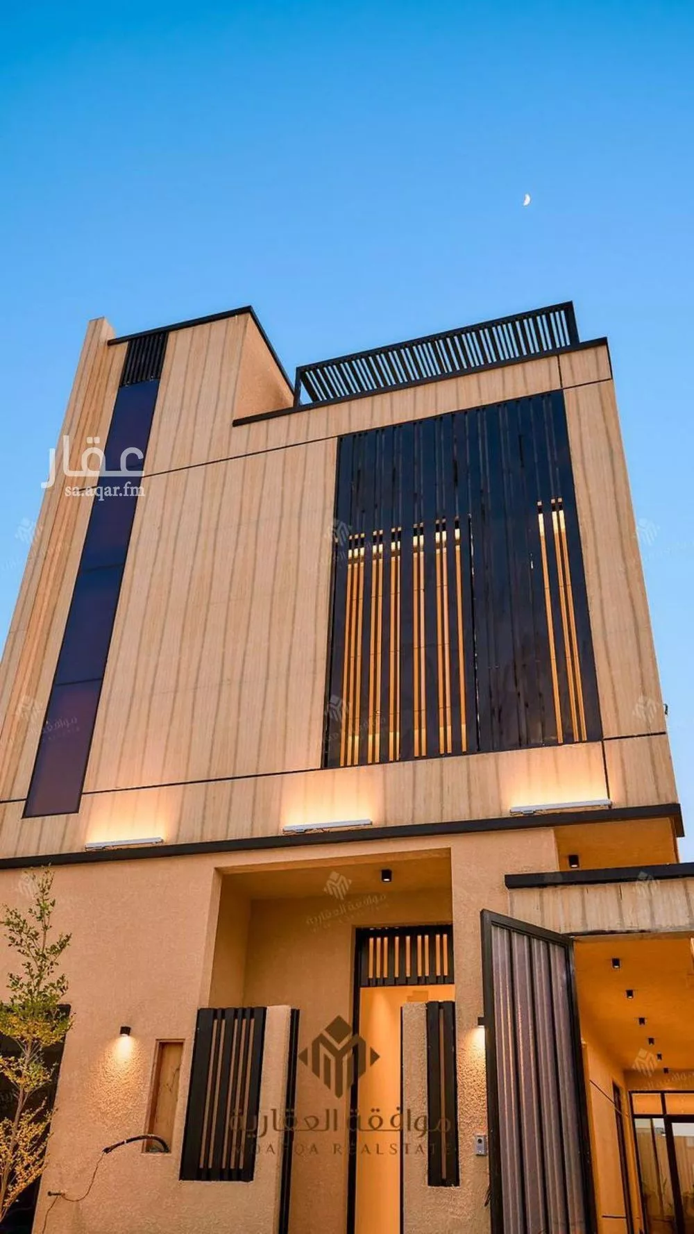 6 bedroom villa in Al Mahdiyyah 2