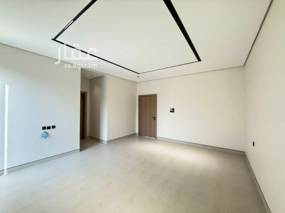 5 bedroom villa in Al Mahdiyyah 25