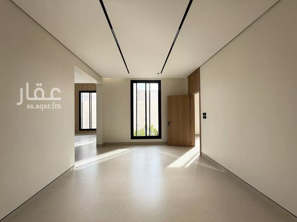 5 bedroom villa in Al Mahdiyyah 8