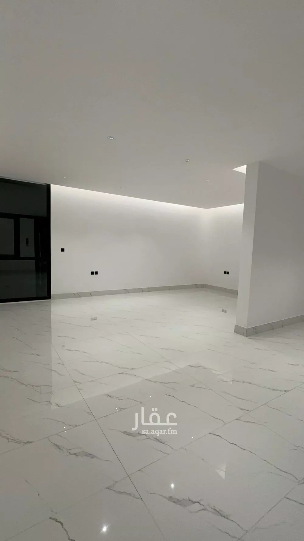 فيلا 5 غرف في النرجس 20