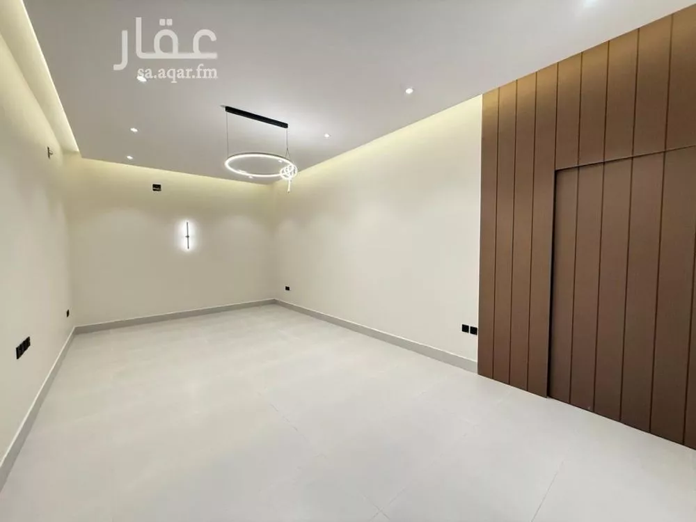 5 bedroom villa in Al Mahdiyyah 5