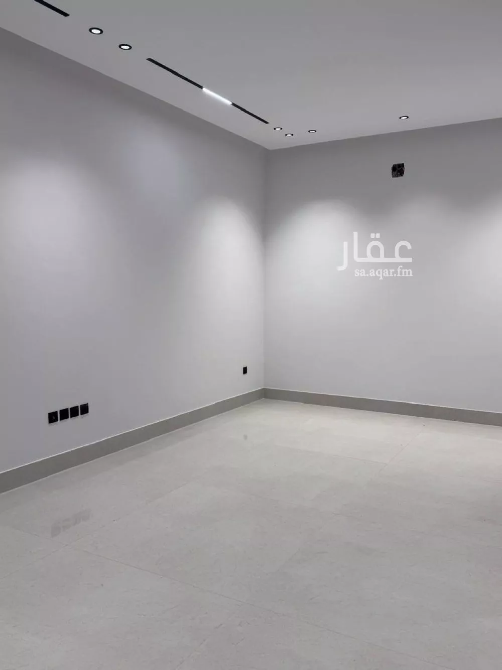 فيلا 4 غرف في المهدية 8
