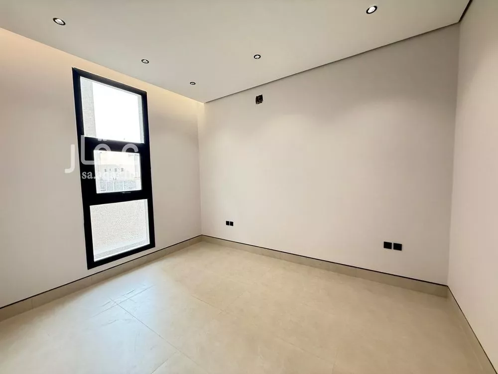 5 bedroom villa in Al Mahdiyyah 23