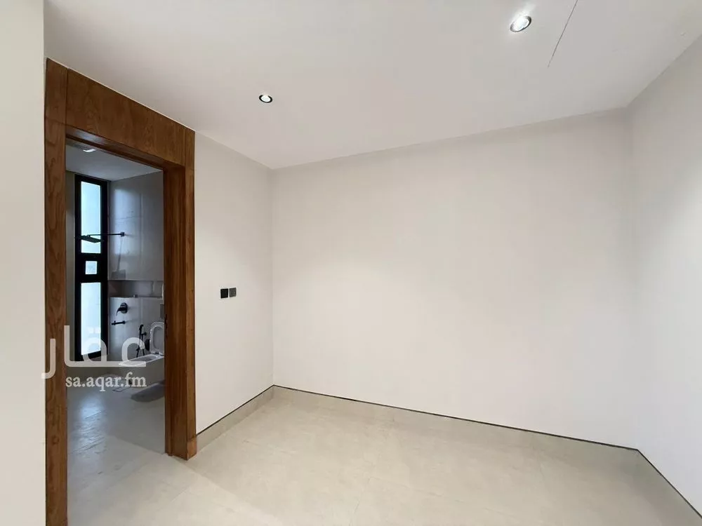 5 bedroom villa in Al Mahdiyyah 26
