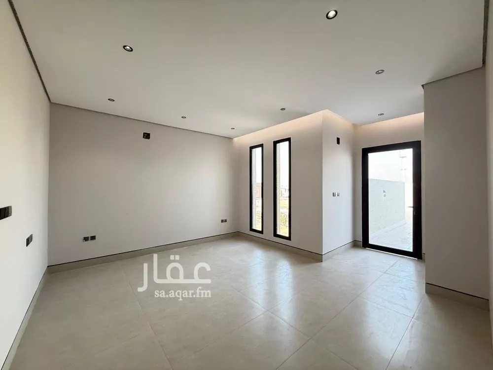 5 bedroom villa in Al Mahdiyyah 29