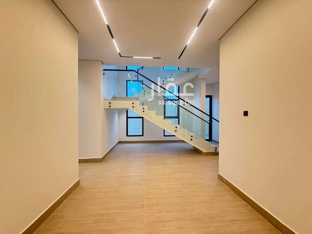 5 bedroom villa in Al Mahdiyyah 22