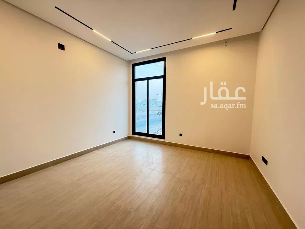 5 bedroom villa in Al Mahdiyyah 8