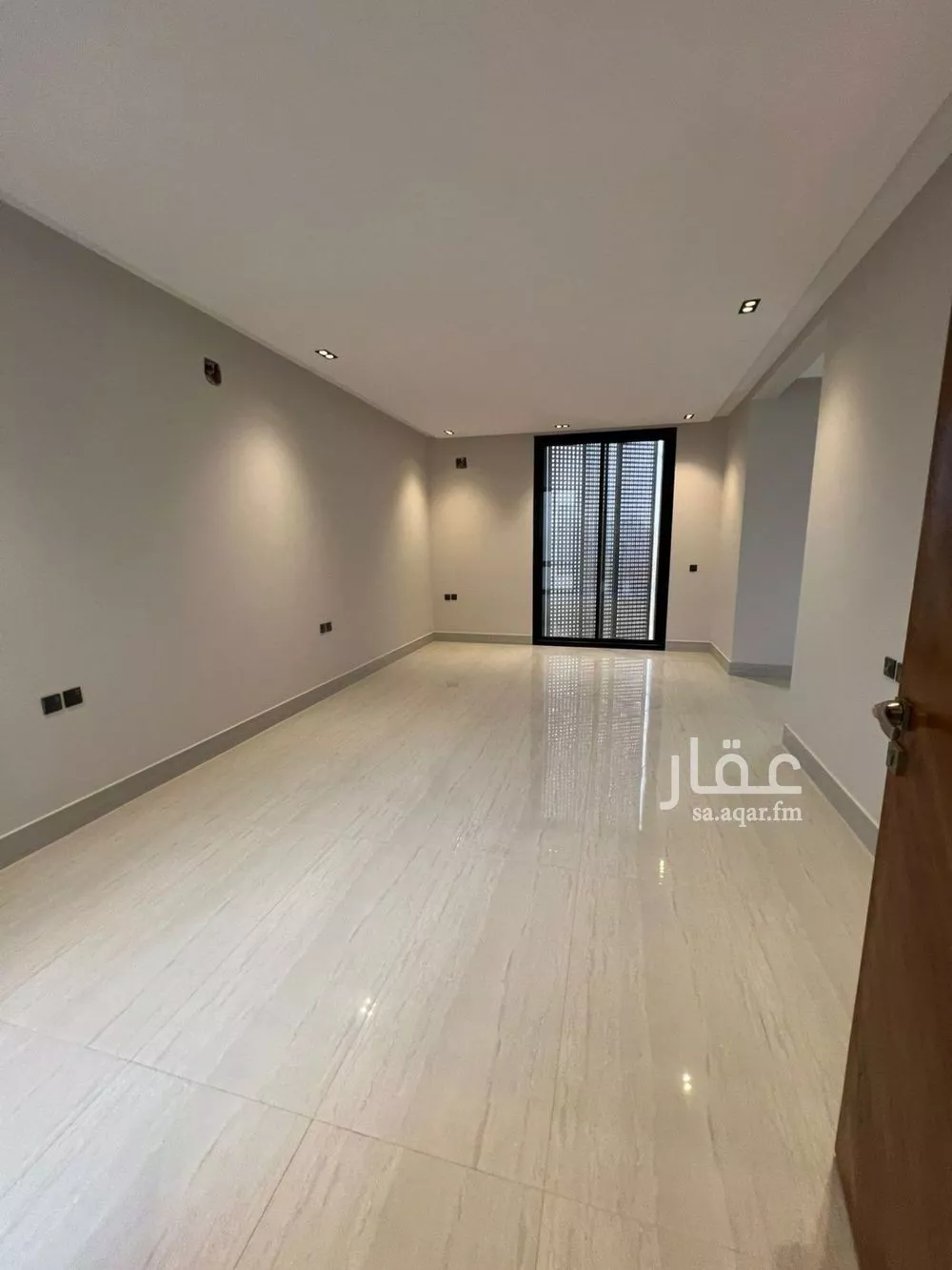 6 bedroom villa in Al Mahdiyyah 14