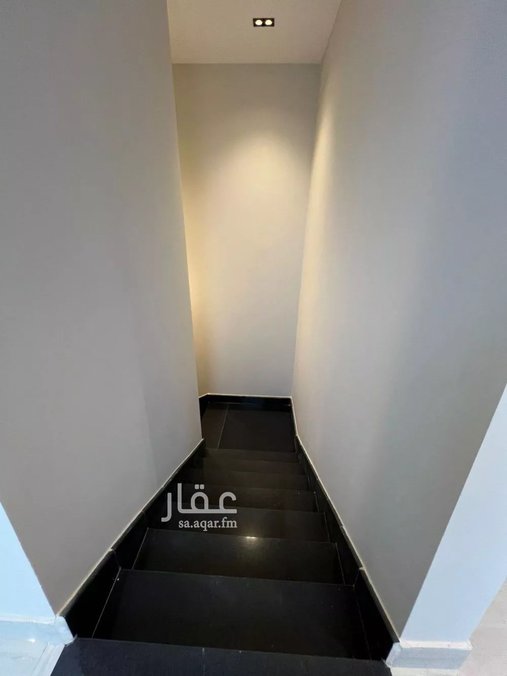6 bedroom villa in Al Mahdiyyah 7