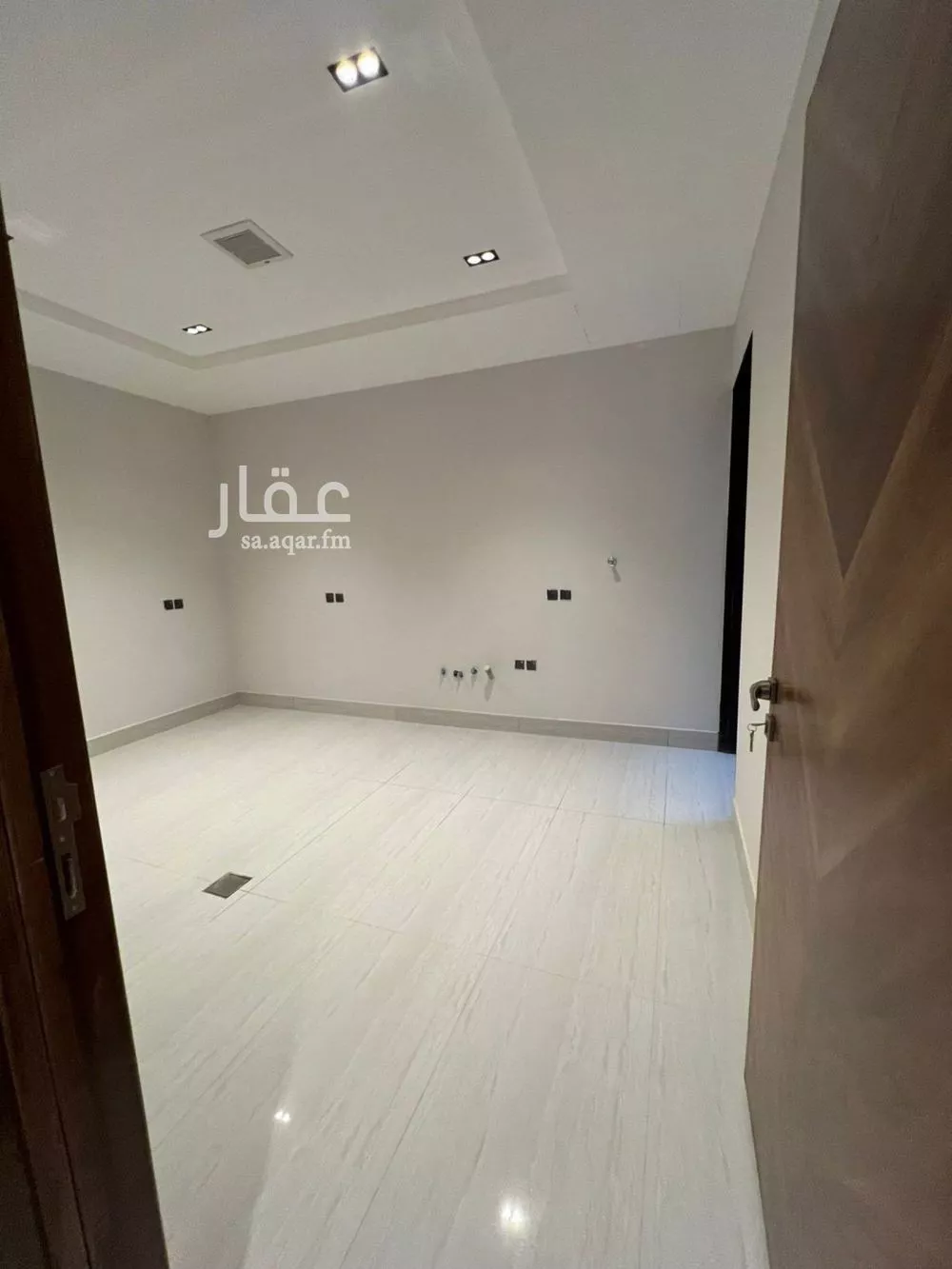 6 bedroom villa in Al Mahdiyyah 9