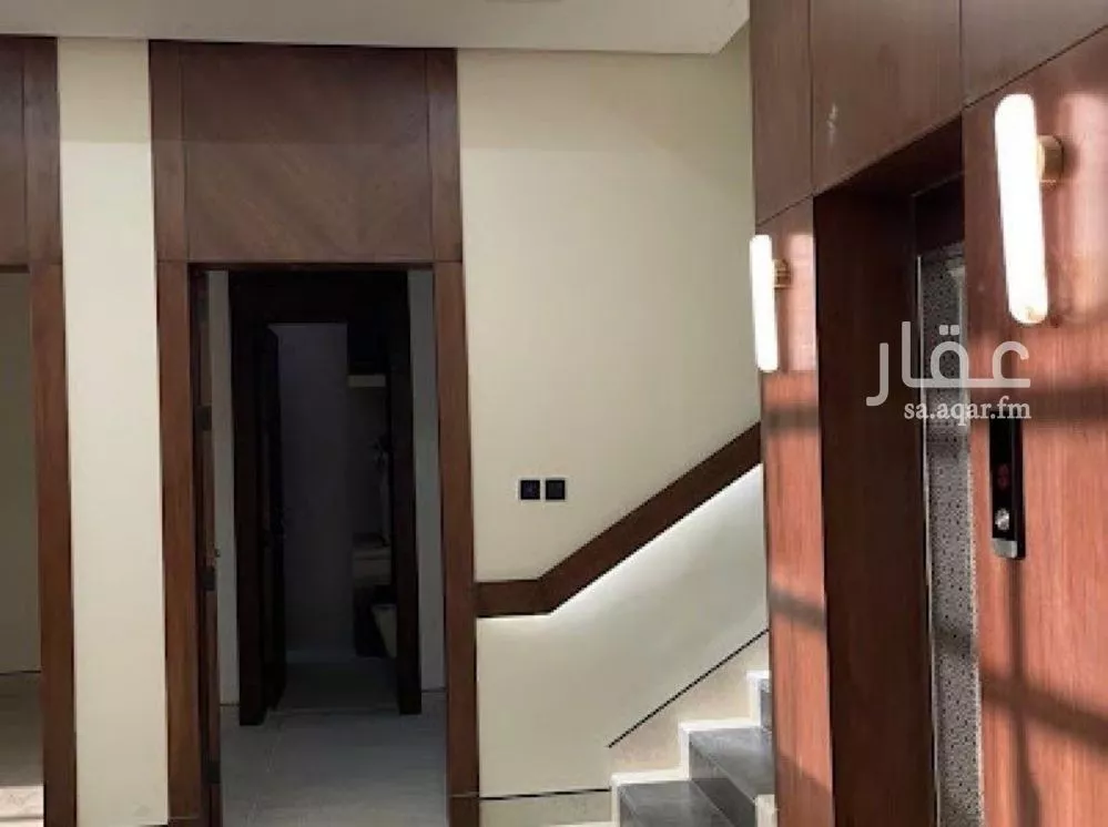5 bedroom villa in Al Mahdiyyah 17