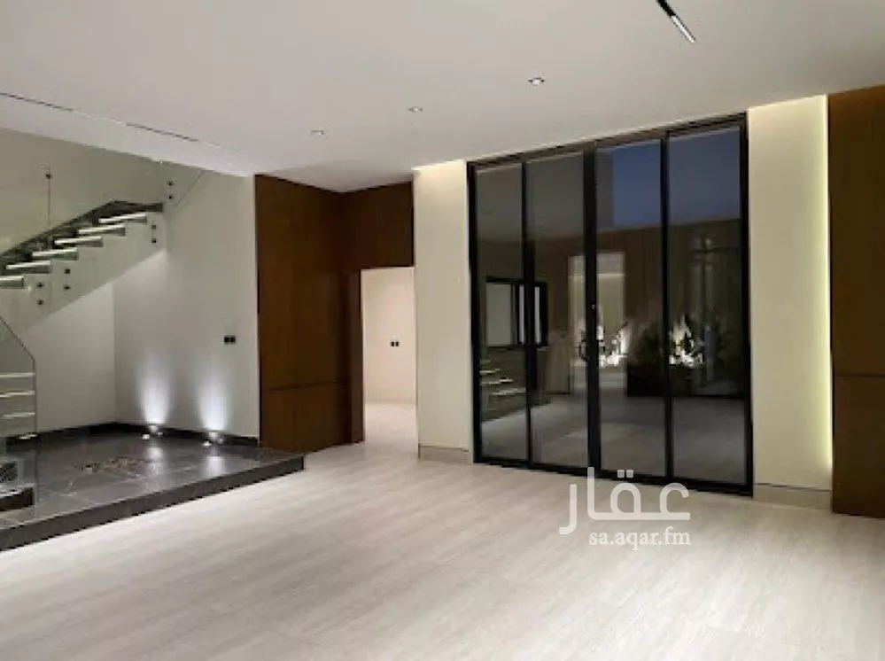 6 bedroom villa in Al Mahdiyyah 3