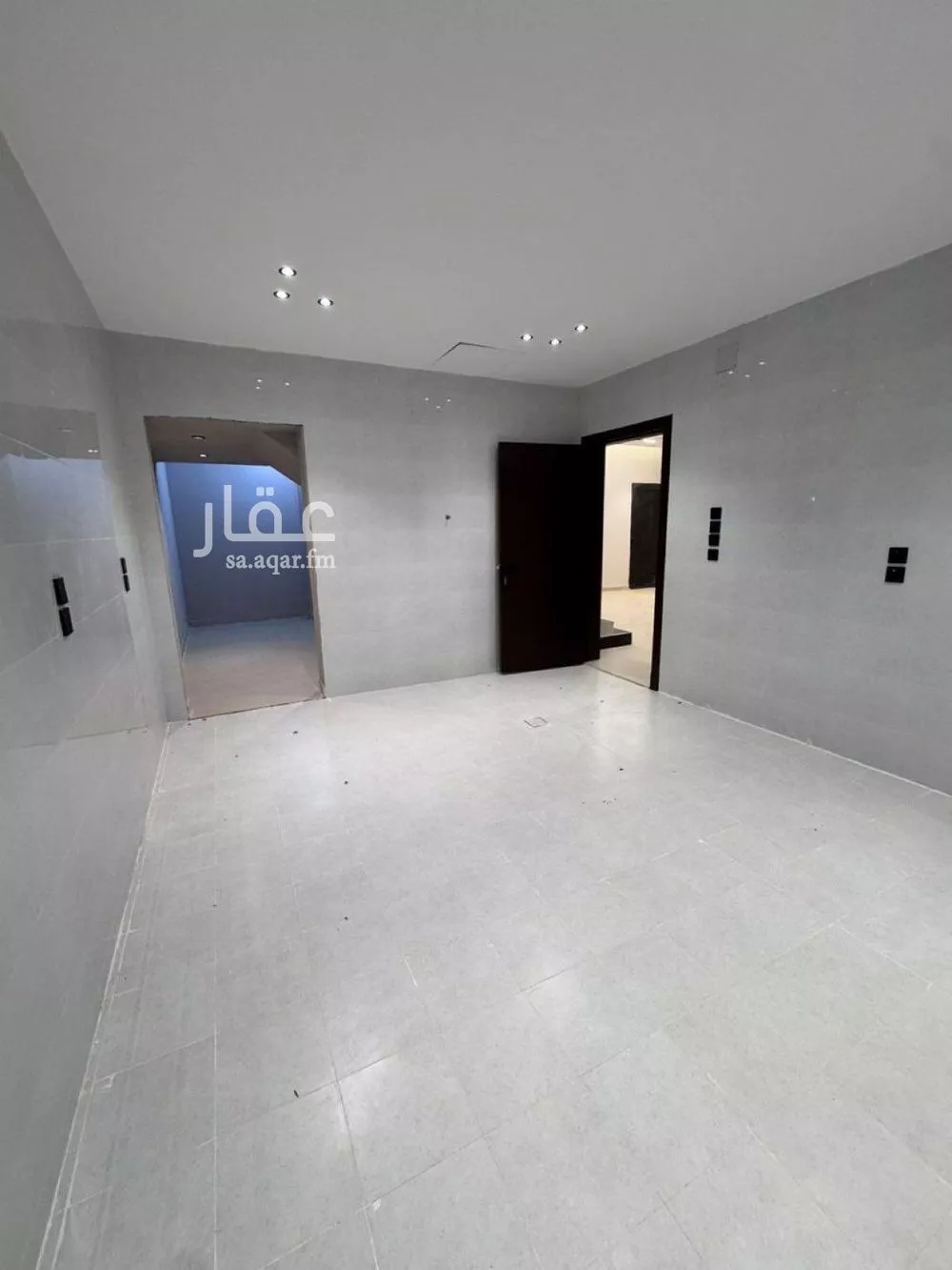5 bedroom villa in Al Mahdiyyah 17