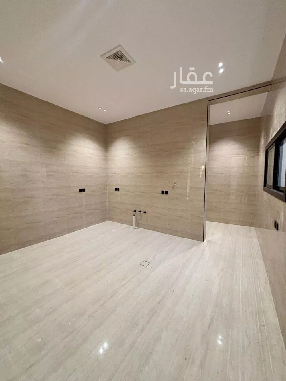 4 bedroom villa in Al Mahdiyyah 14