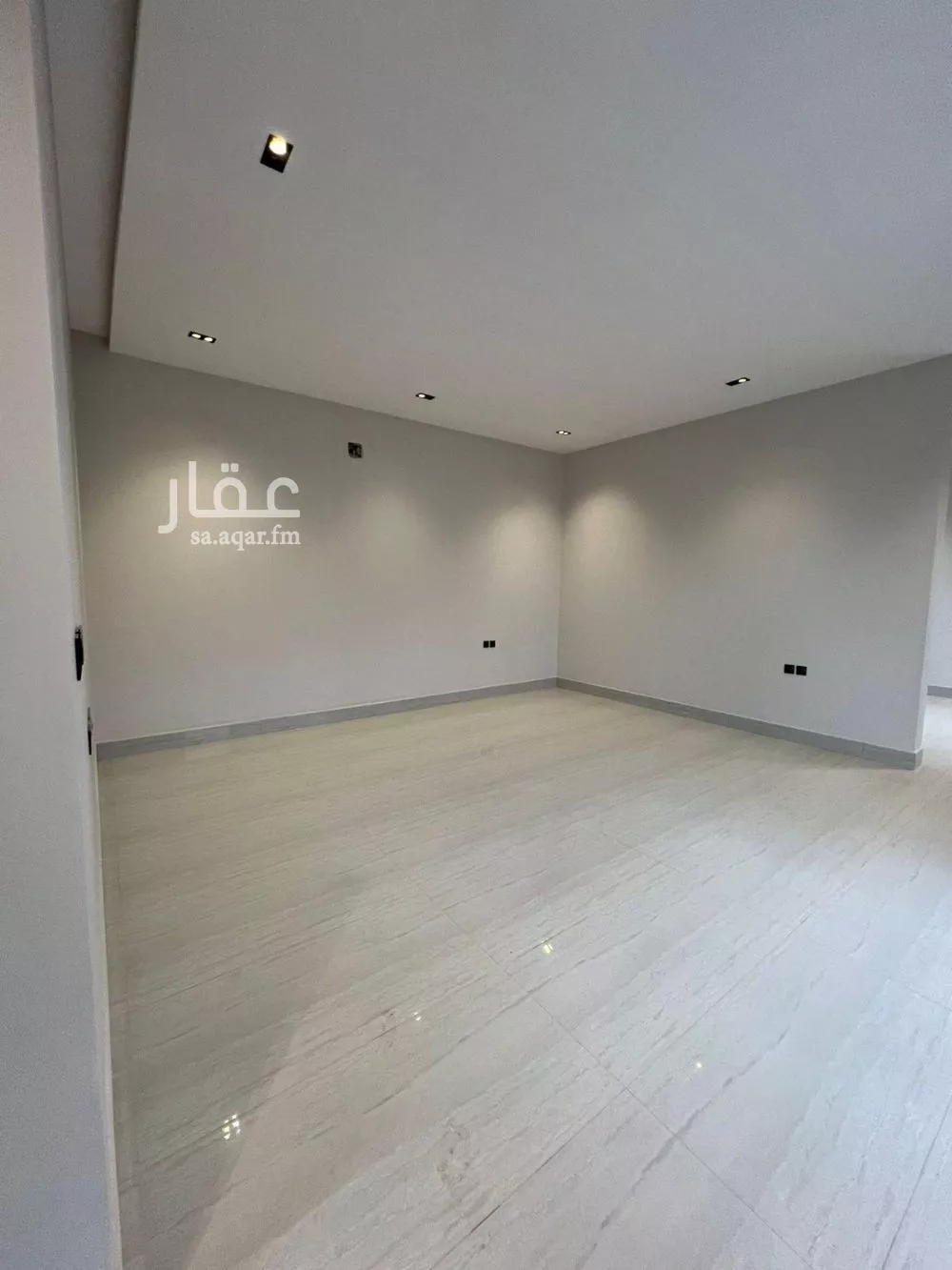 6 bedroom villa in Al Mahdiyyah 8