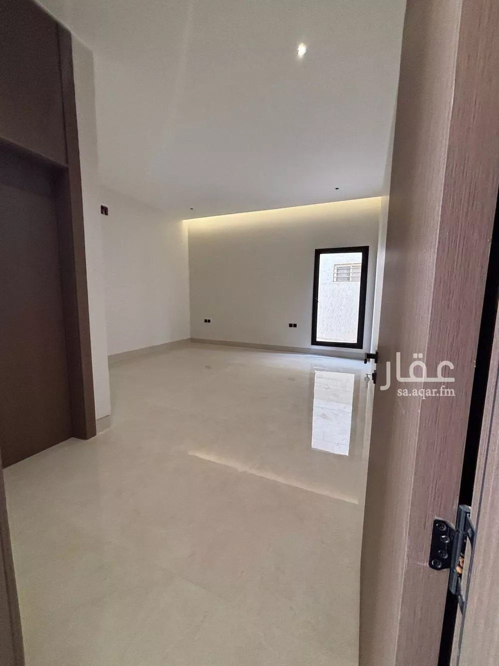 6 bedroom villa in Al Mahdiyyah 3