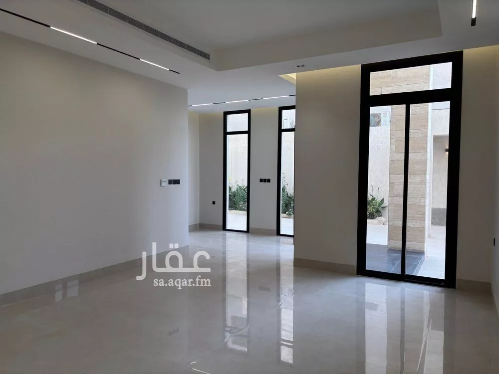 6 bedroom villa in Al Mahdiyyah 22