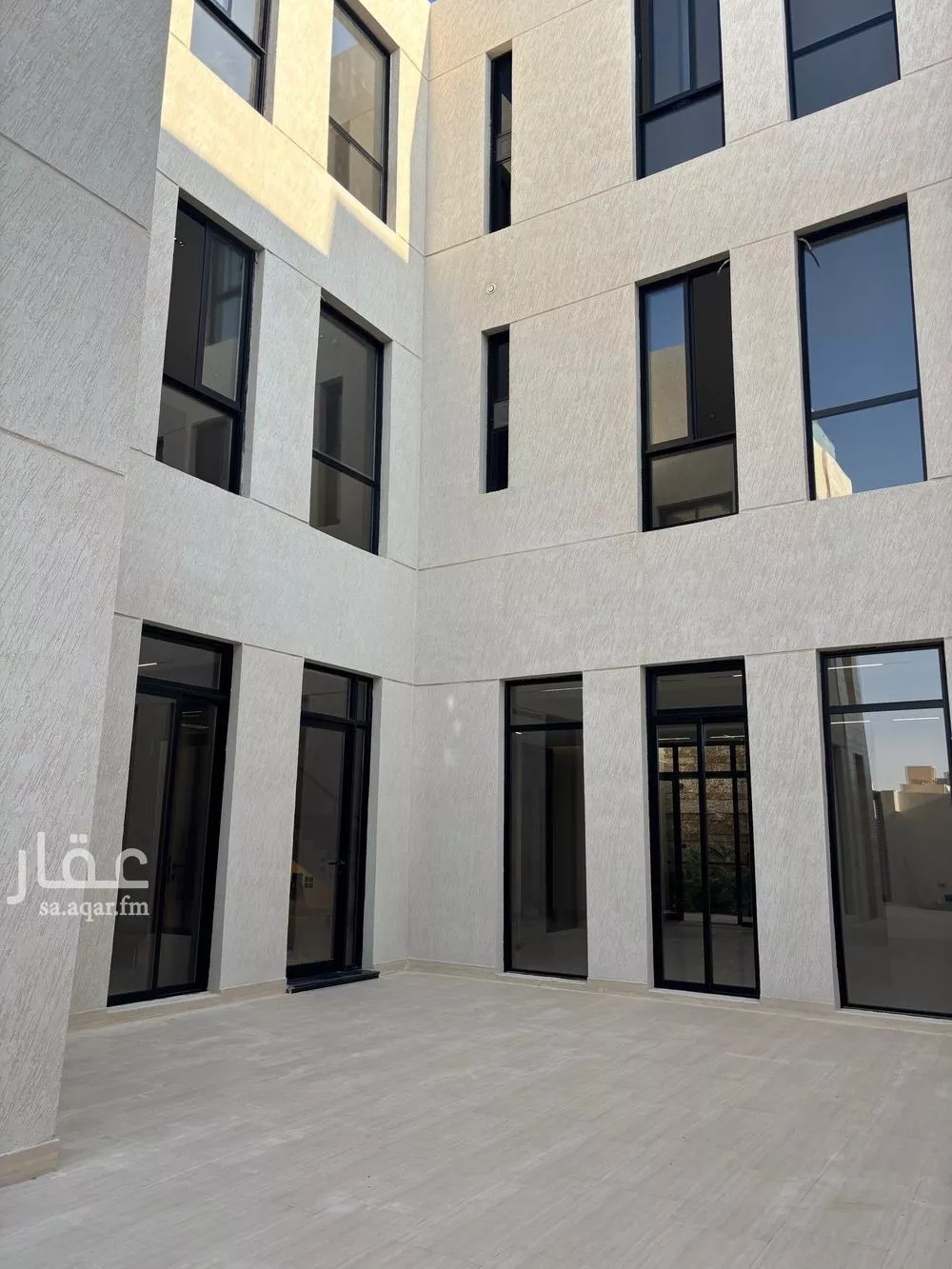 6 bedroom villa in Al Mahdiyyah 25