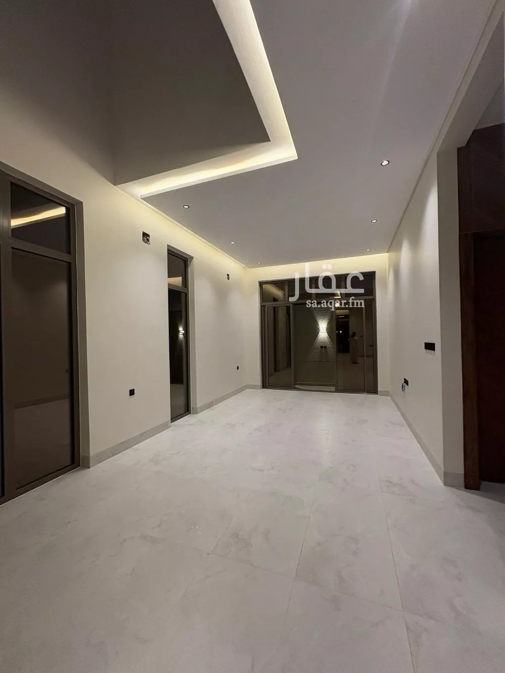 6 bedroom villa in Al Mahdiyyah 2
