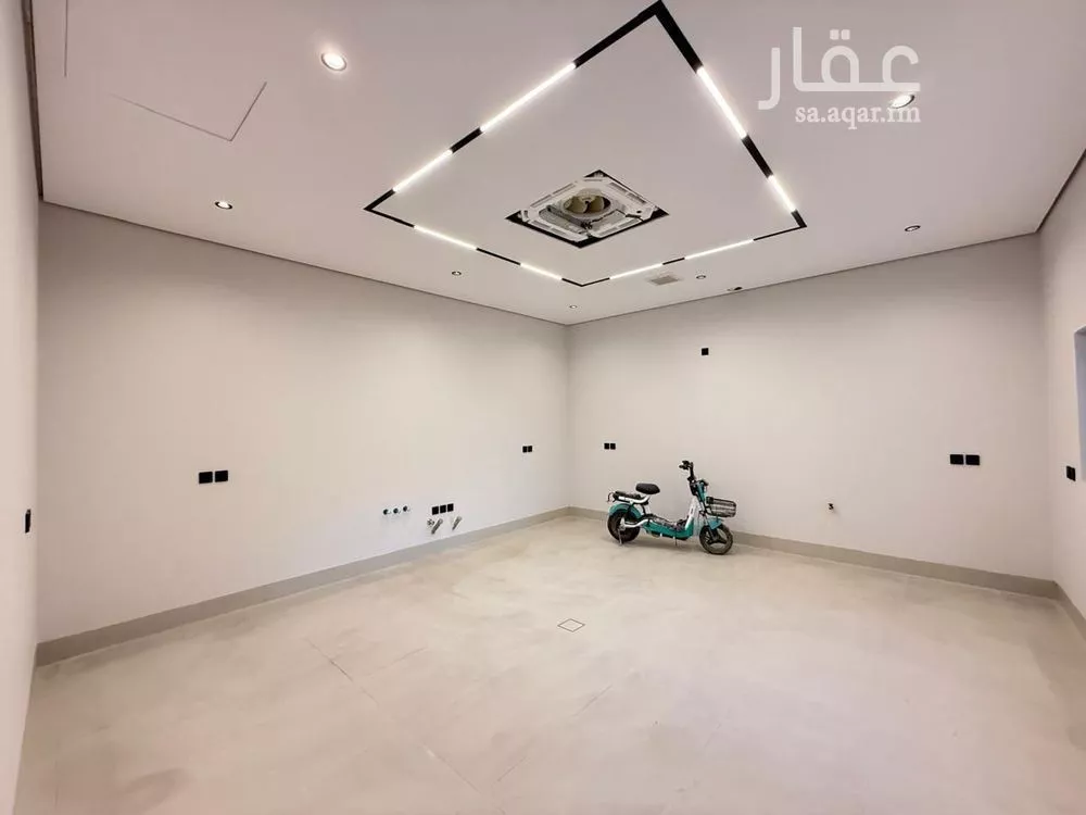 6 bedroom villa in Al Mahdiyyah 5