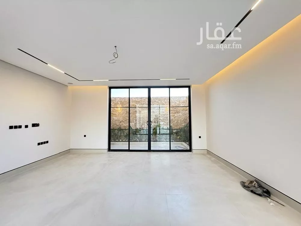 6 bedroom villa in Al Mahdiyyah 6