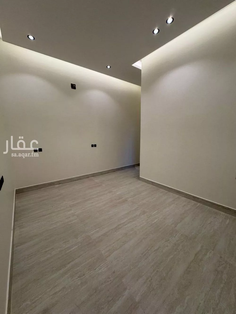 فيلا 5 غرف في المهدية 10