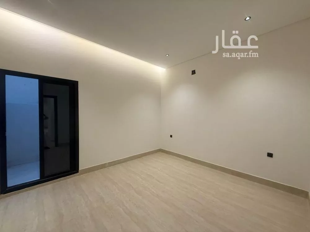 5 bedroom villa in Al Mahdiyyah 15