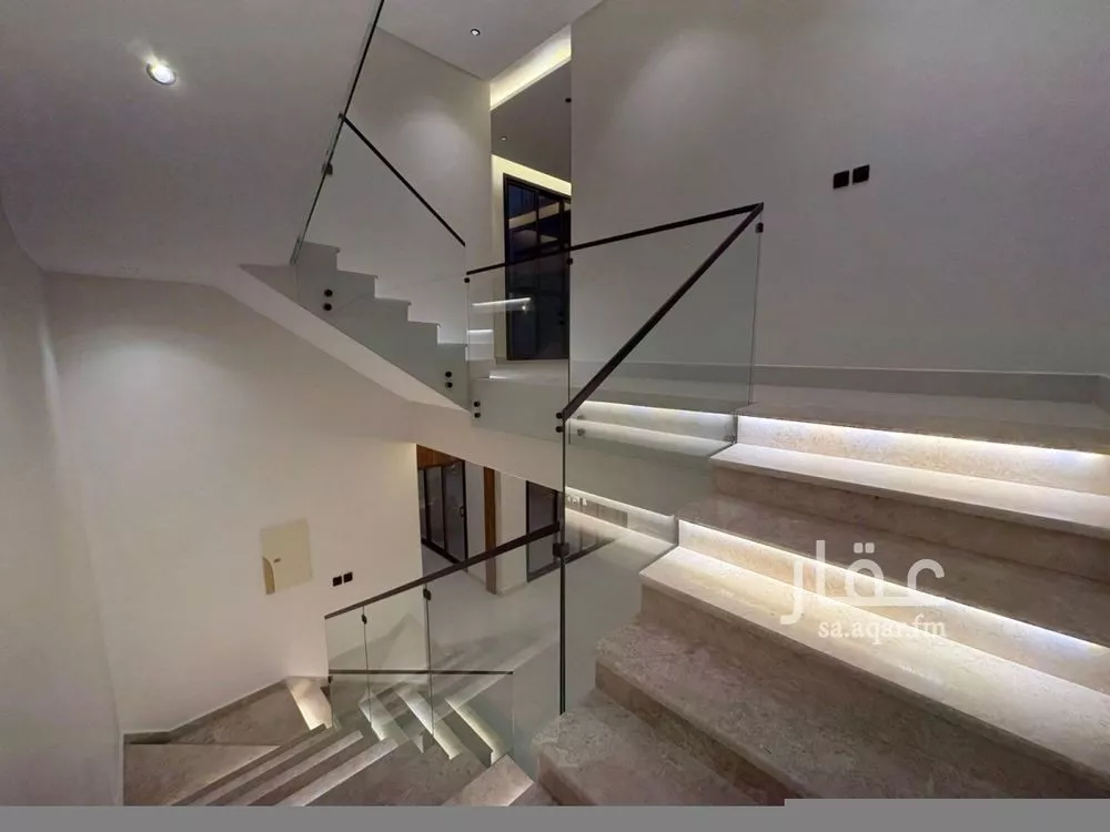 5 bedroom villa in Al Mahdiyyah 13