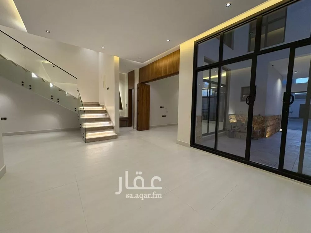 5 bedroom villa in Al Mahdiyyah 17