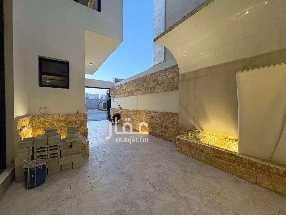 5 bedroom villa in Al Mahdiyyah 5