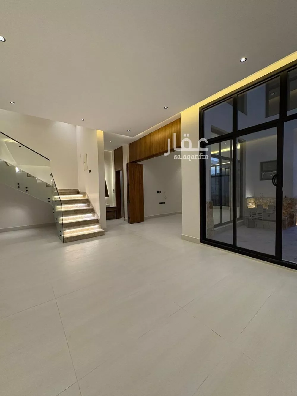 5 bedroom villa in Al Mahdiyyah 8