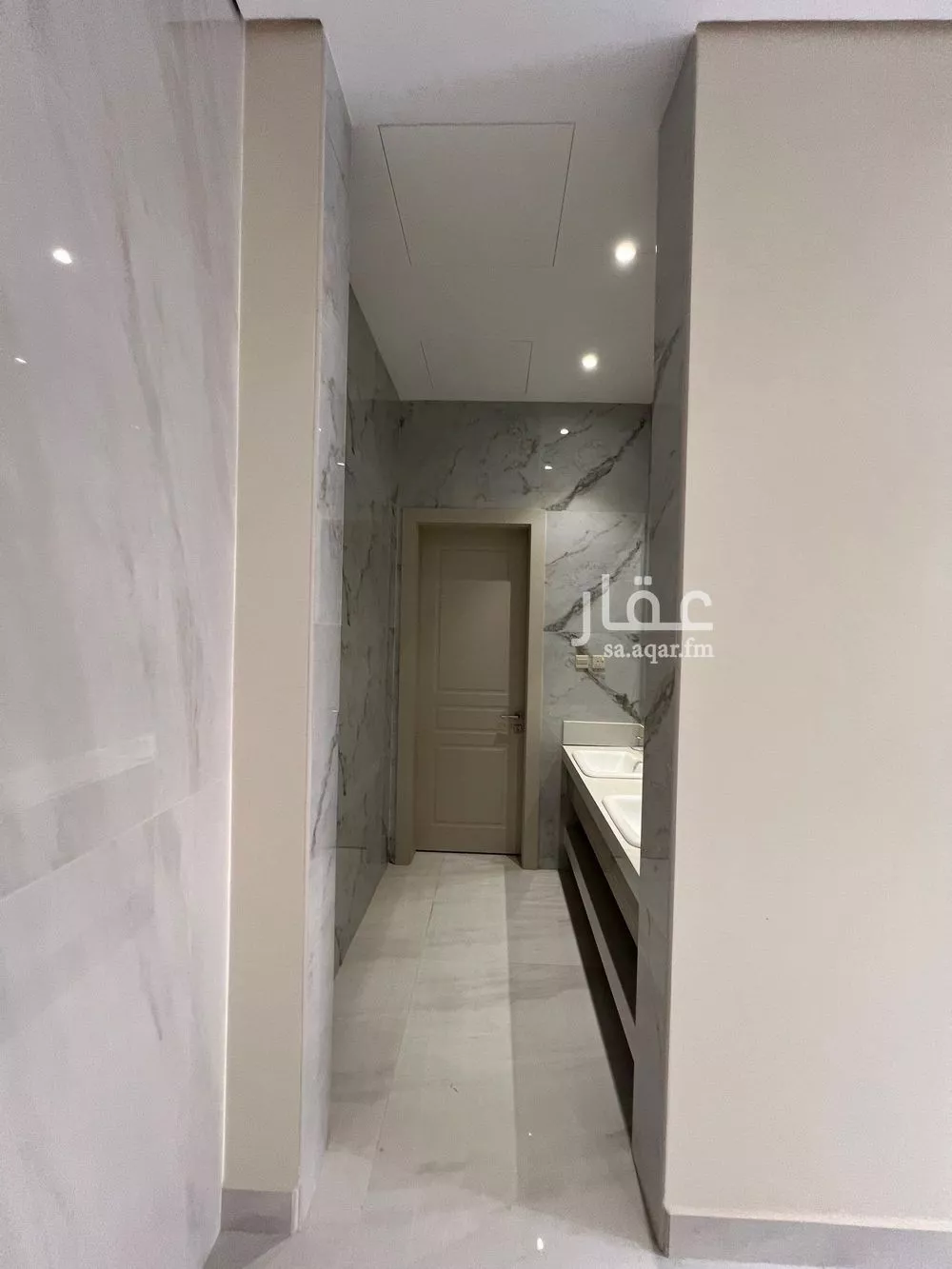 فيلا 7 غرف في النرجس 9