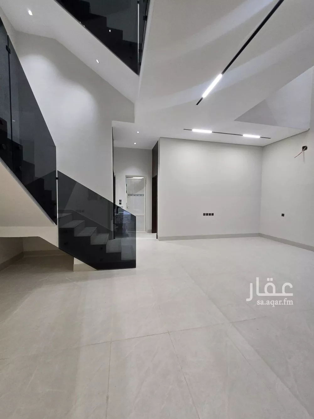 5 bedroom villa in Al Uraija Al Wusta 4