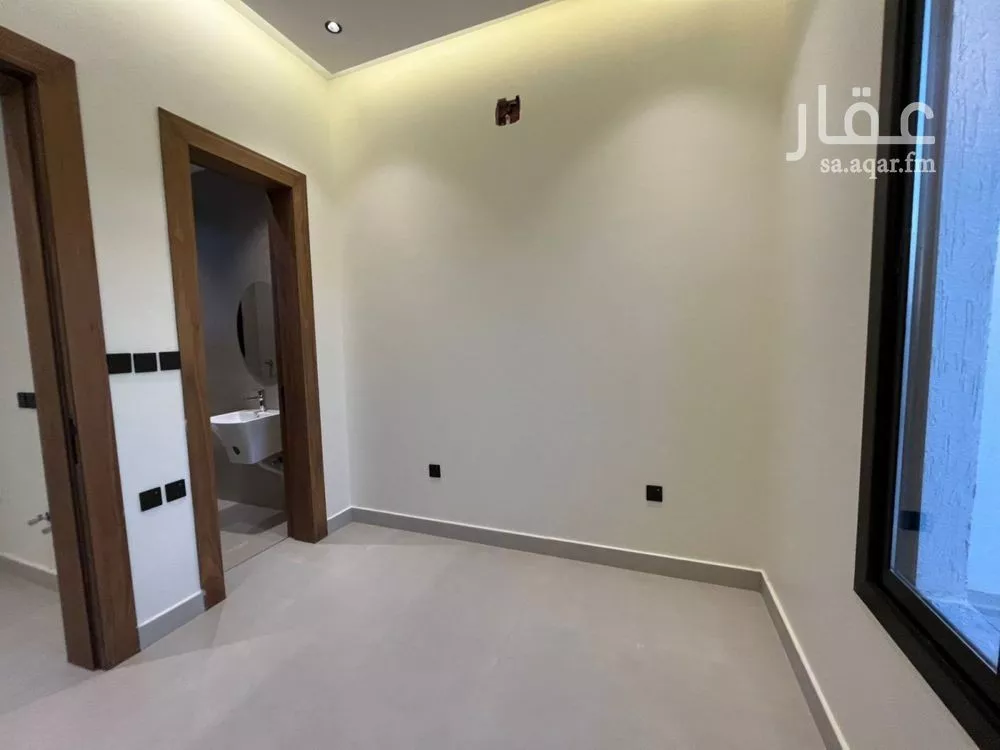 6 bedroom villa in Al Mahdiyyah 14