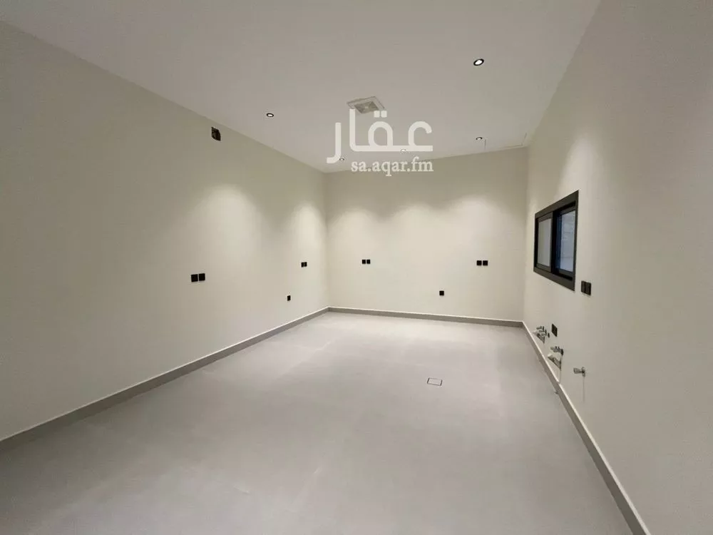 6 bedroom villa in Al Mahdiyyah 30