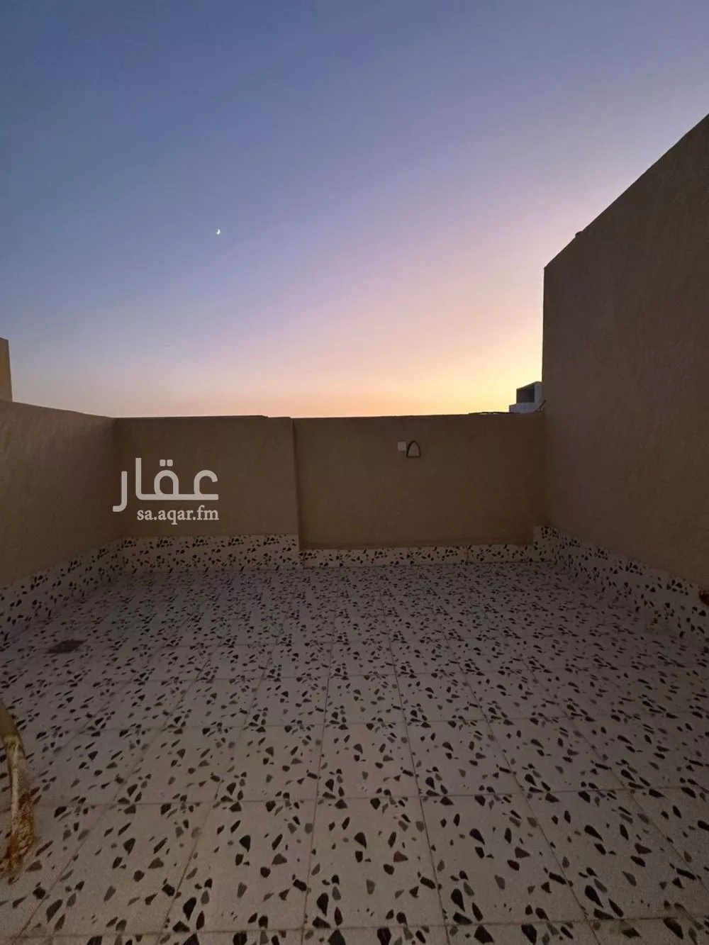 فيلا 6 غرف في الجنادرية 3