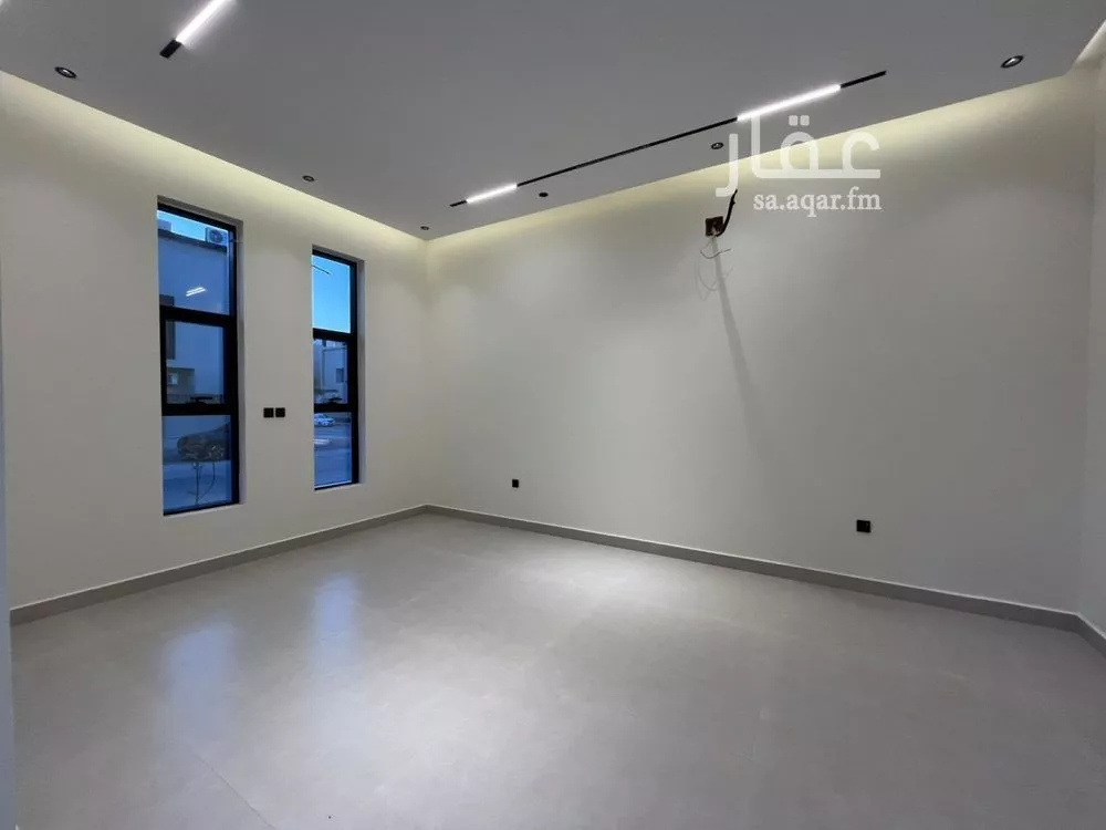 5 bedroom villa in Al Mahdiyyah 13