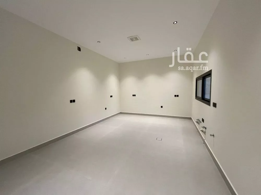 5 bedroom villa in Al Mahdiyyah 10