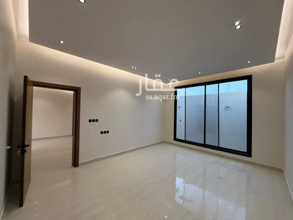 6 bedroom villa in Al Mahdiyyah 17